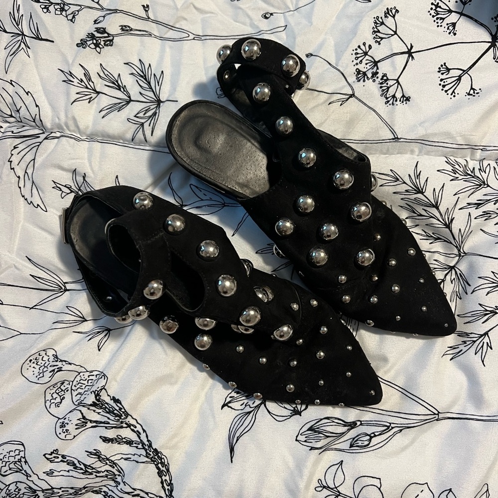 Black Studded Women's Shoes